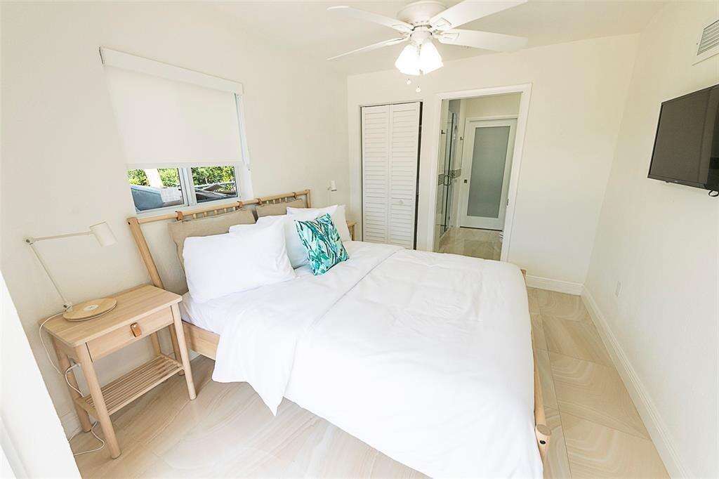 1162 Hayes, Hollywood, FL 33019 - For Rent photo 16
