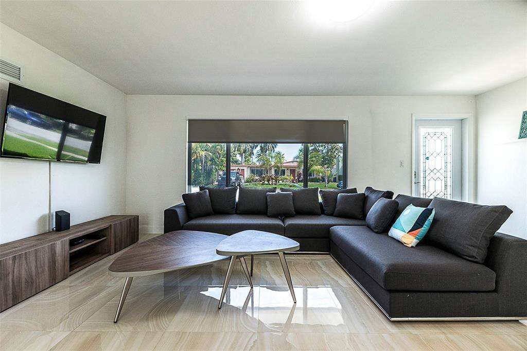 1162 Hayes, Hollywood, FL 33019 - For Rent photo 29