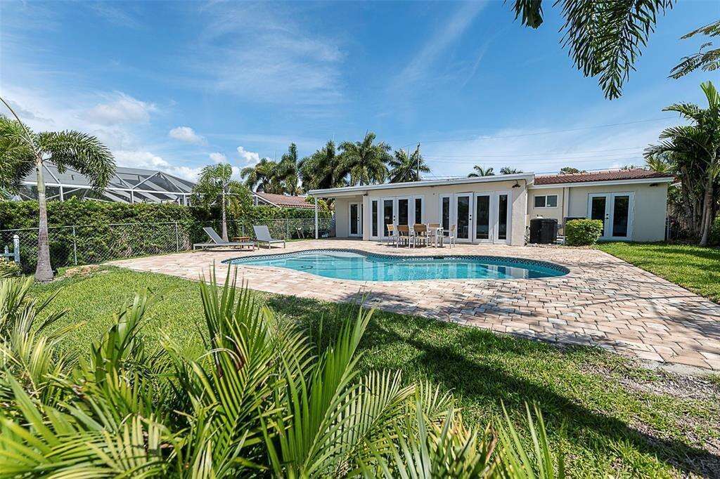 1162 Hayes, Hollywood, FL 33019 - For Rent photo 34