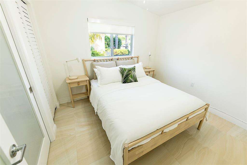 1162 Hayes, Hollywood, FL 33019 - For Rent photo 8
