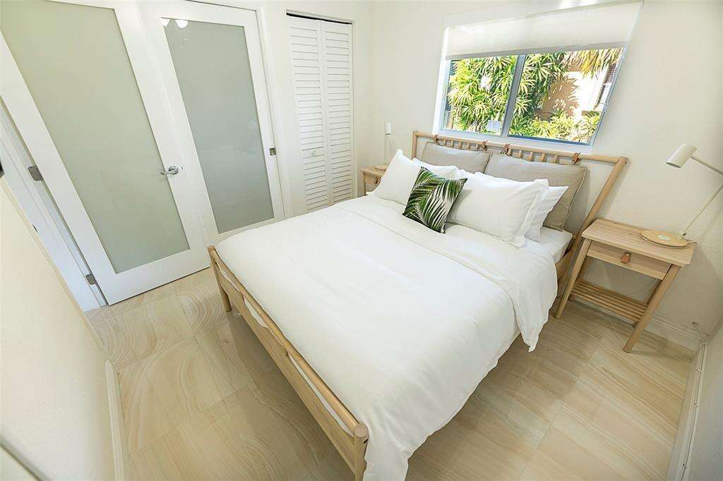 1162 Hayes, Hollywood, FL 33019 - For Rent photo 9