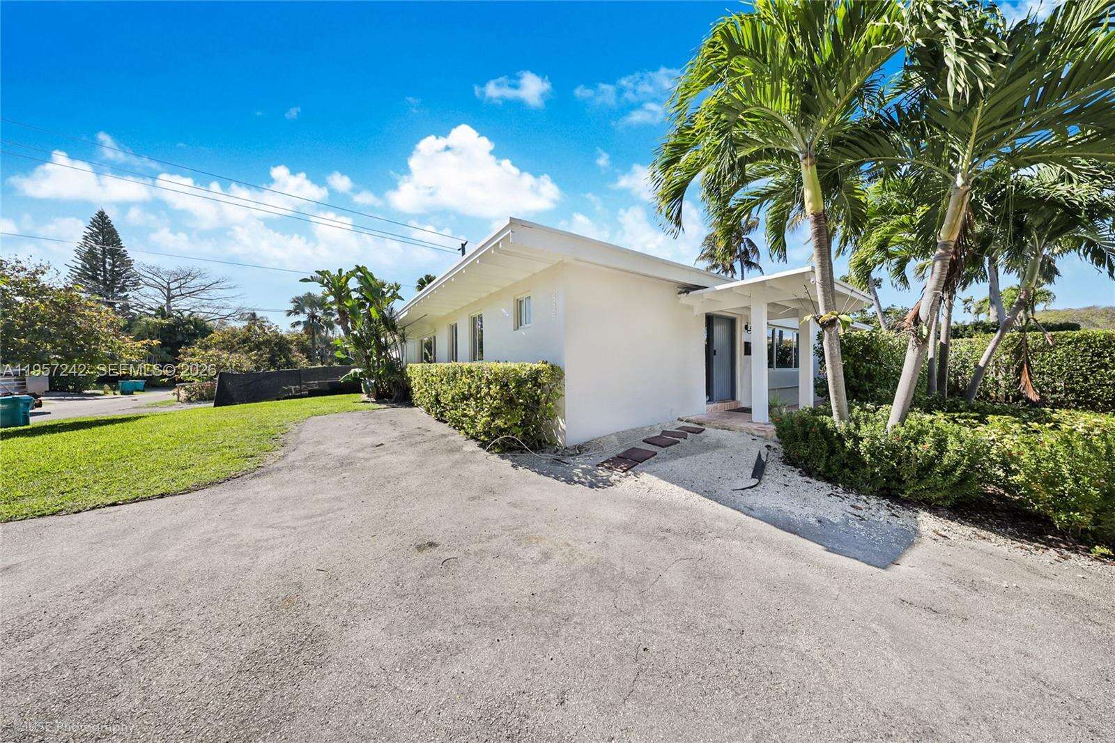 Key Biscayne, FL 33149 - For Rent photo 2