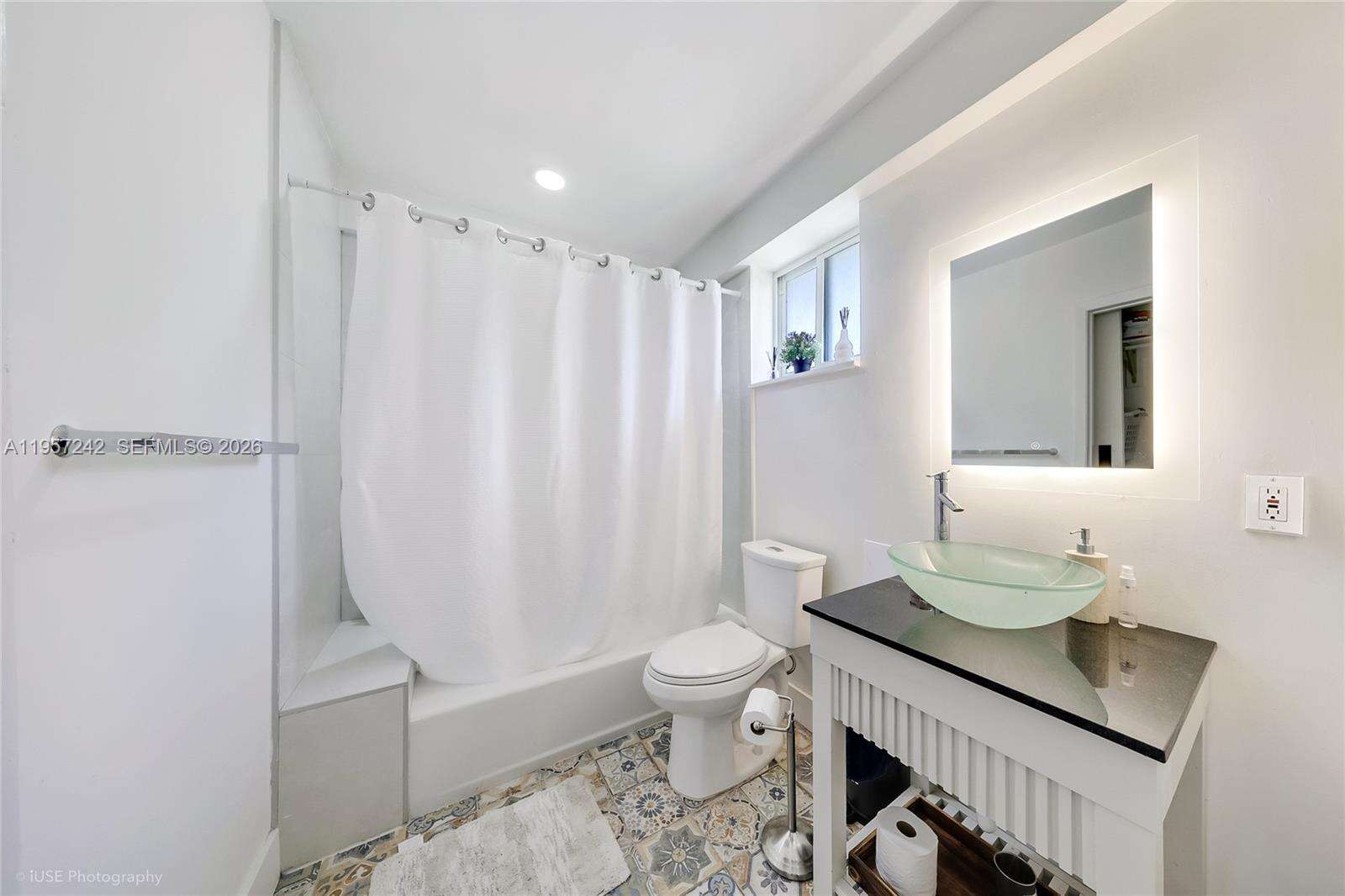 Key Biscayne, FL 33149 - For Rent photo 12