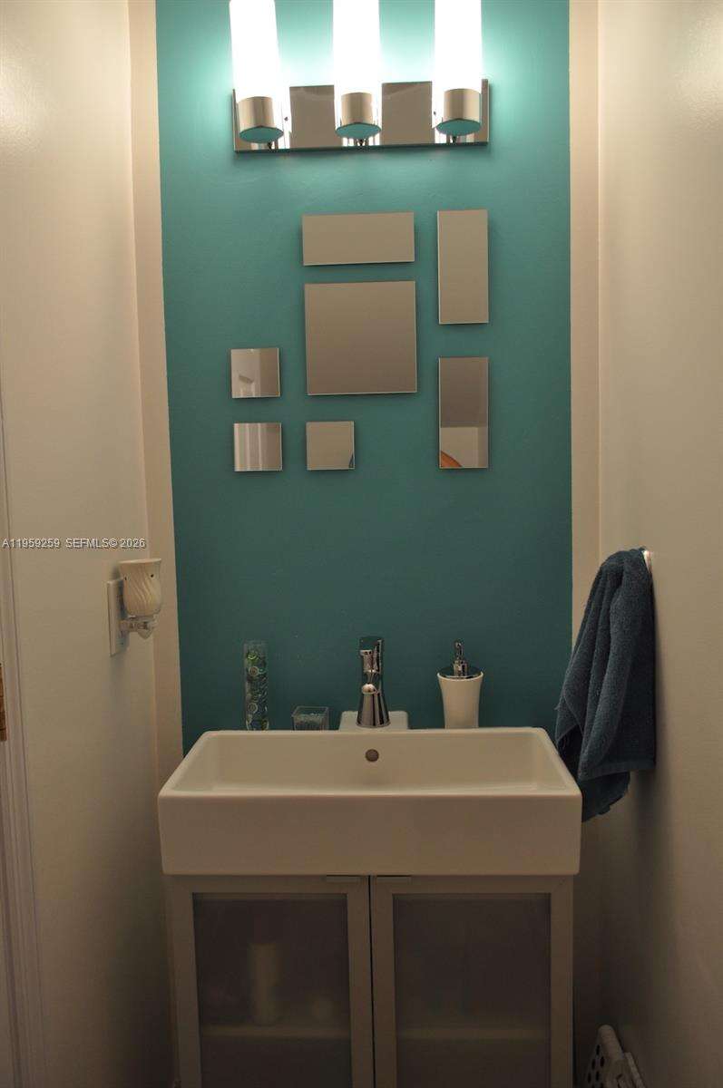 1115 River Birch St, Hollywood, FL 33019 | Picture 31