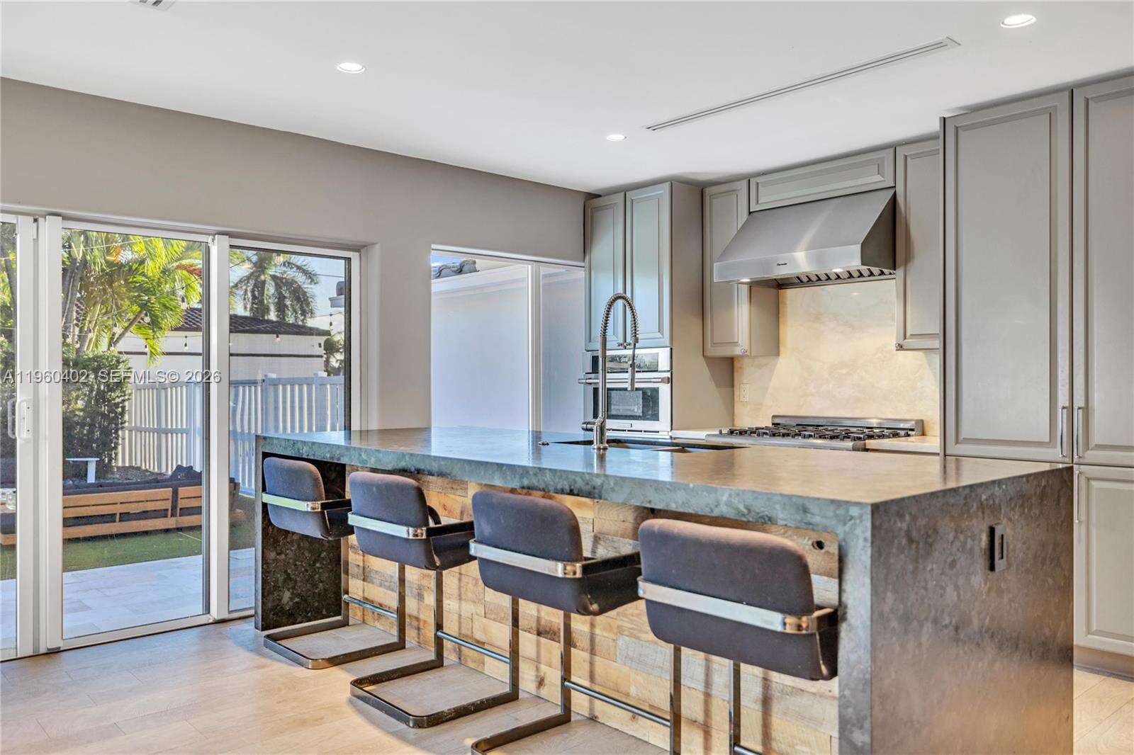 750 Harrison St, Hollywood, FL 33019 | Picture 33