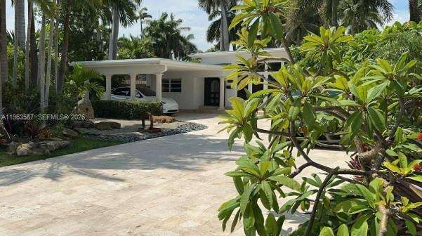 827 Southlake Dr, Hollywood, FL 33019 | Picture 3