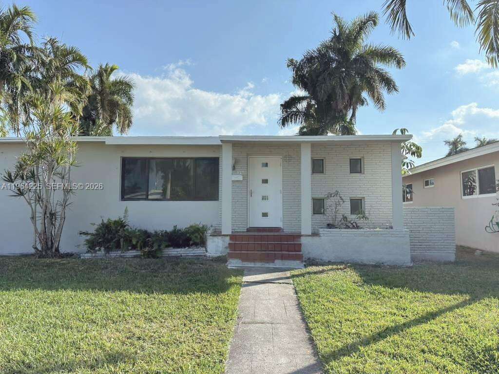 926 Polk St, Hollywood, FL 33019 | Picture 3