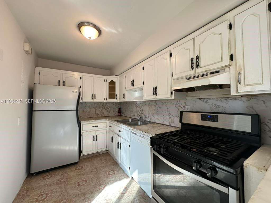 926 Polk St, Hollywood, FL 33019 | Picture 8