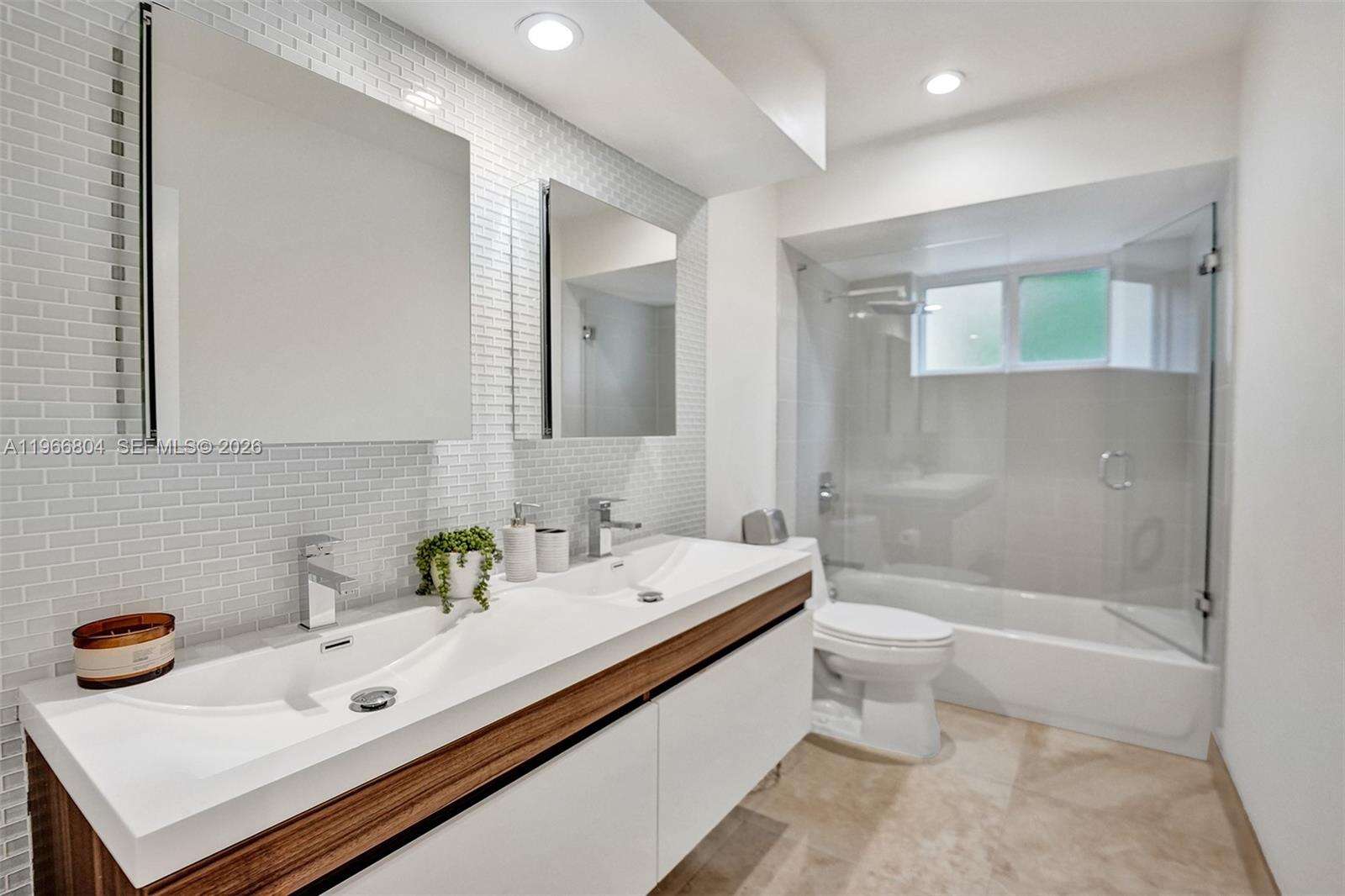 1201 Washington St, Hollywood, FL 33019 | Picture 24