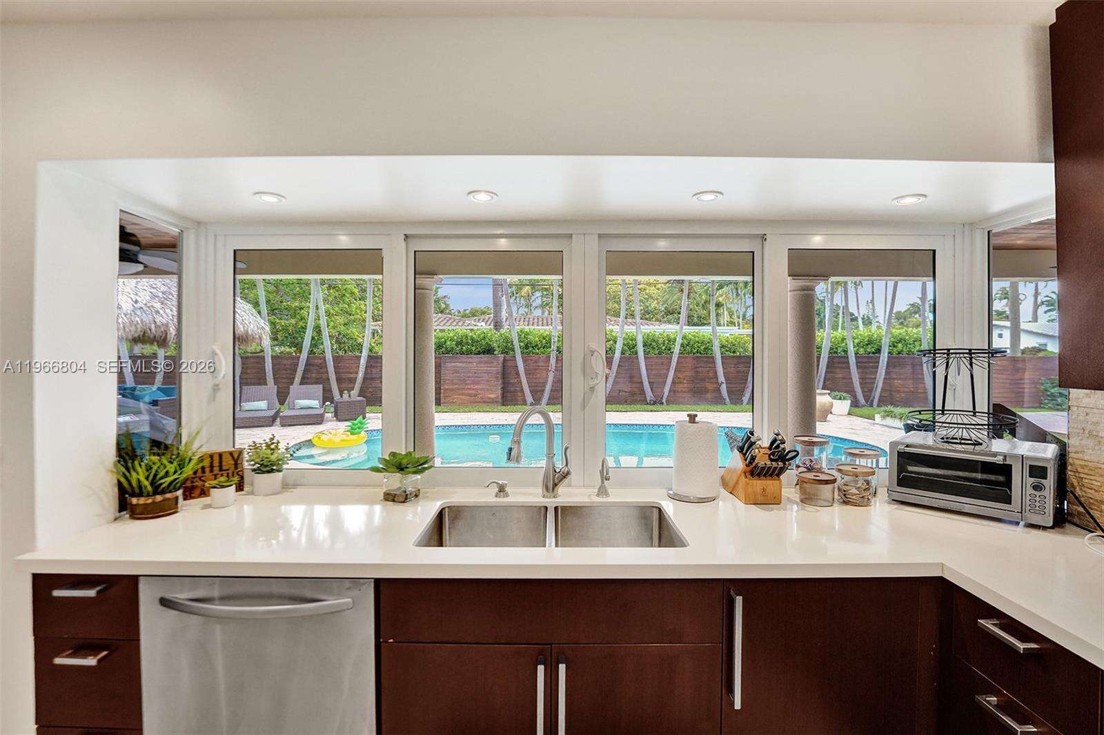 1201 Washington St, Hollywood, FL 33019 | Picture 9