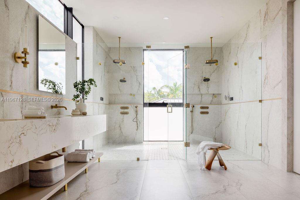 1102 Washington St, Hallandale Beach, FL 33019 | Picture 17