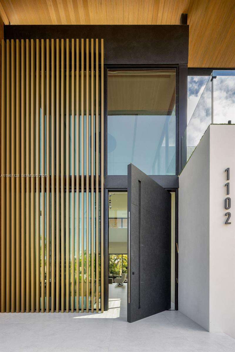 1102 Washington St, Hallandale Beach, FL 33019 | Picture 6