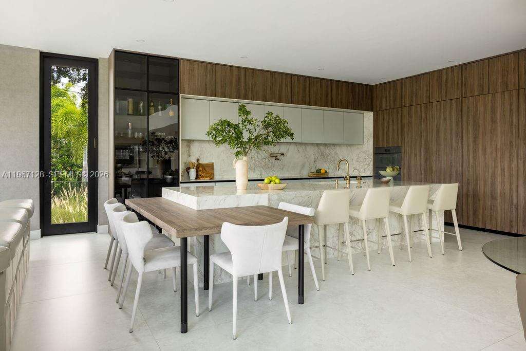 1102 Washington St, Hallandale Beach, FL 33019 | Picture 10