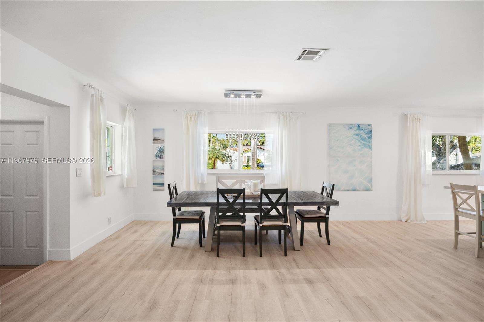 1070 Tyler St, Hollywood, FL 33019 | Picture 3