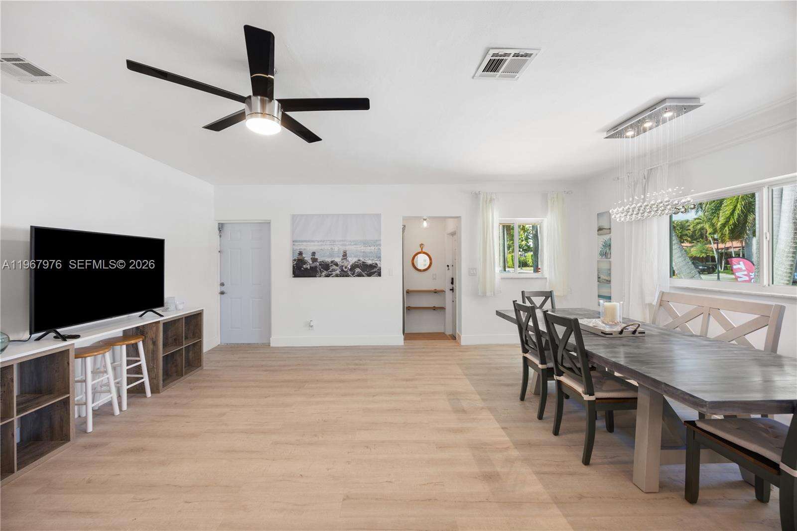 1070 Tyler St, Hollywood, FL 33019 | Picture 5