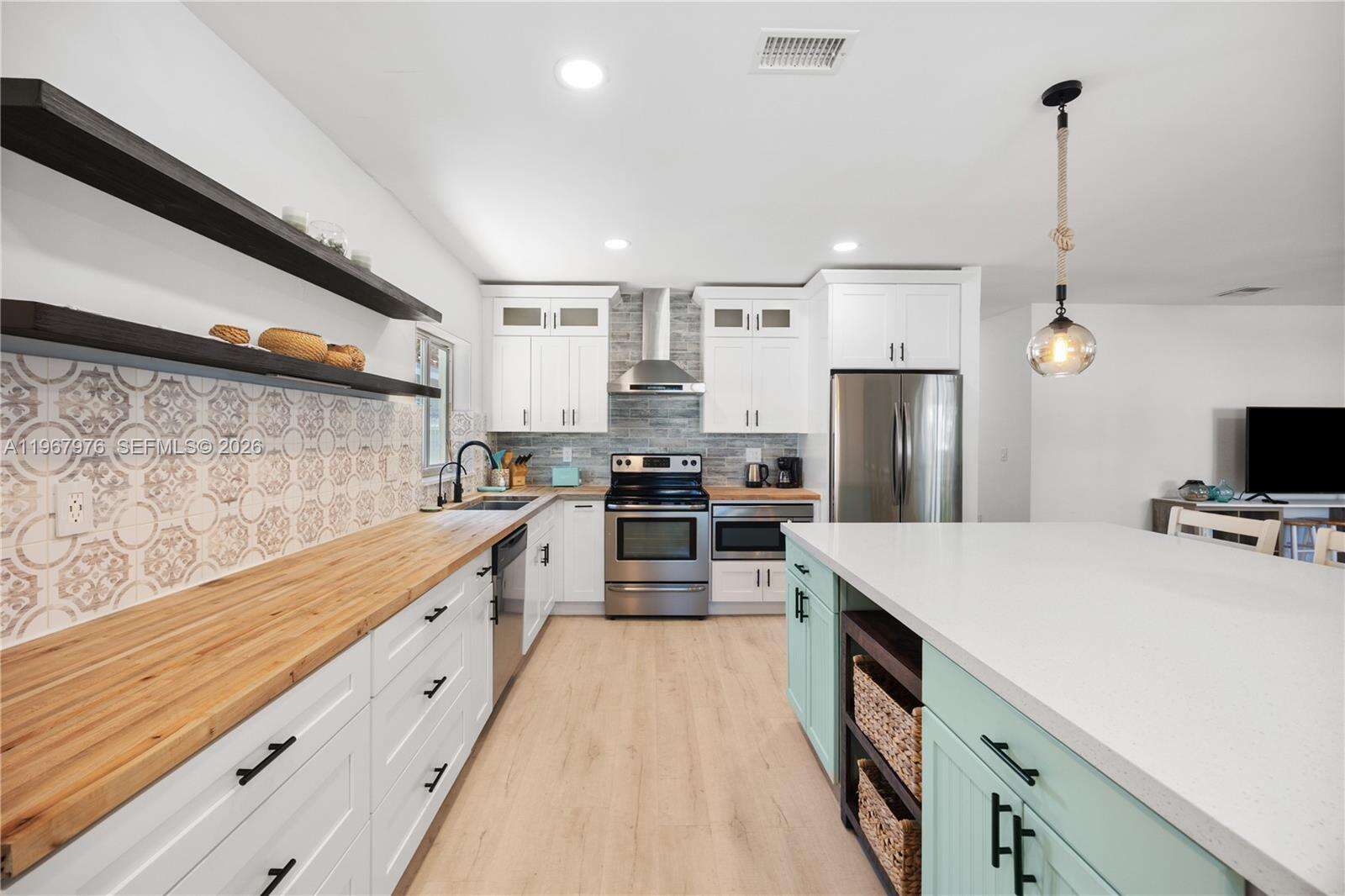 1070 Tyler St, Hollywood, FL 33019 | Picture 9