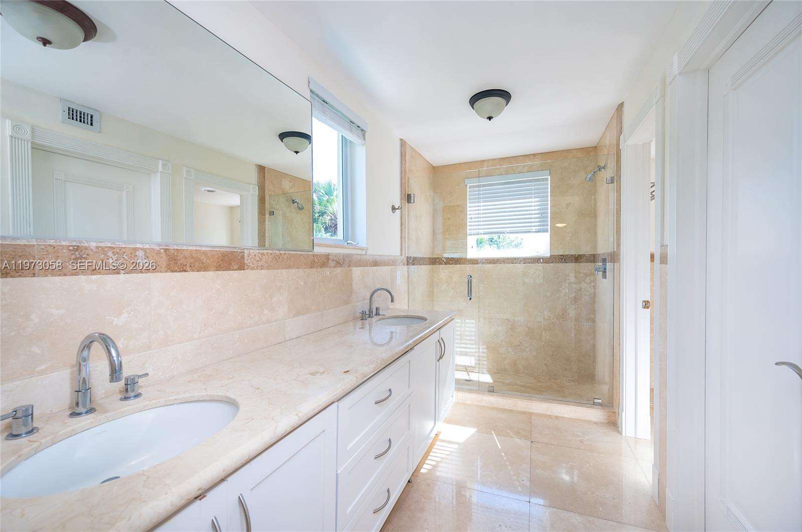 541 Mashta Dr, Key Biscayne, FL 33149 - For Rent photo 21