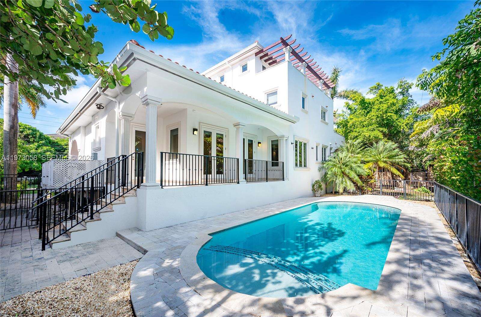 541 Mashta Dr, Key Biscayne, FL 33149 - For Rent photo 25