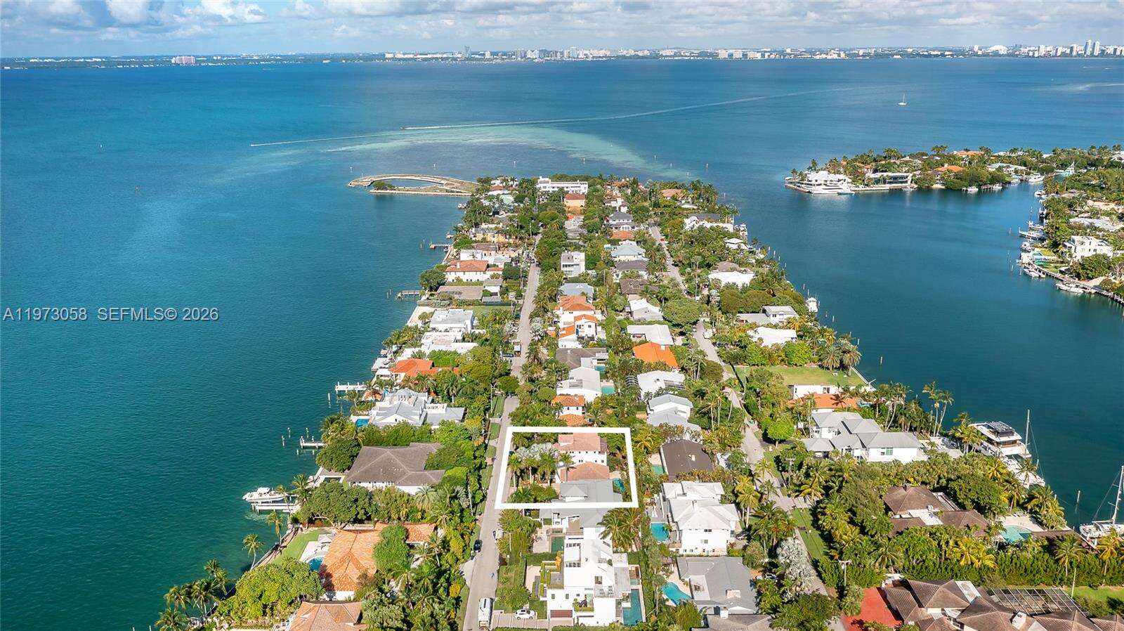 541 Mashta Dr, Key Biscayne, FL 33149 - For Rent photo 27