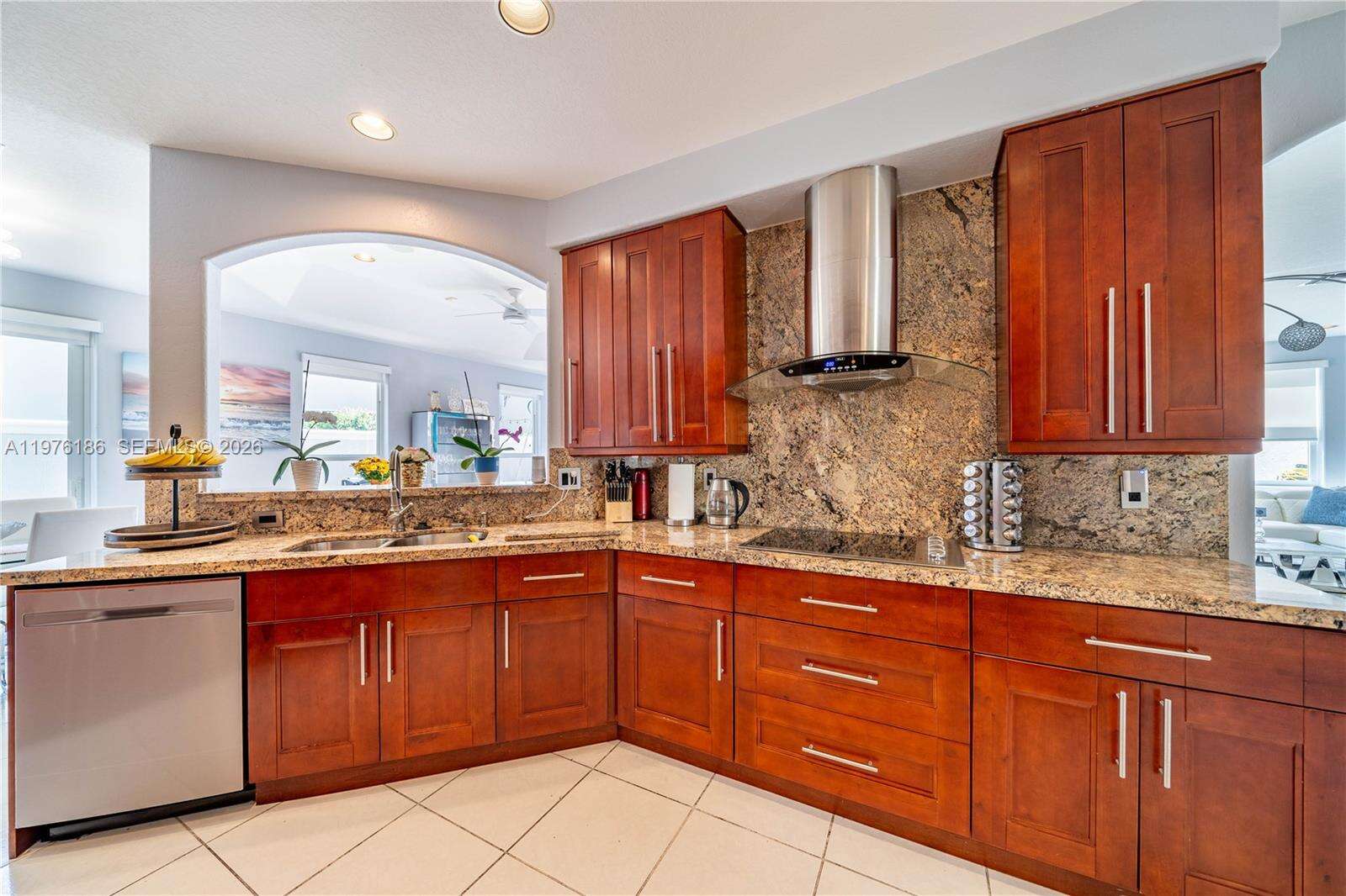 1547 Mariner Way, Hollywood, FL 33019 | Picture 15