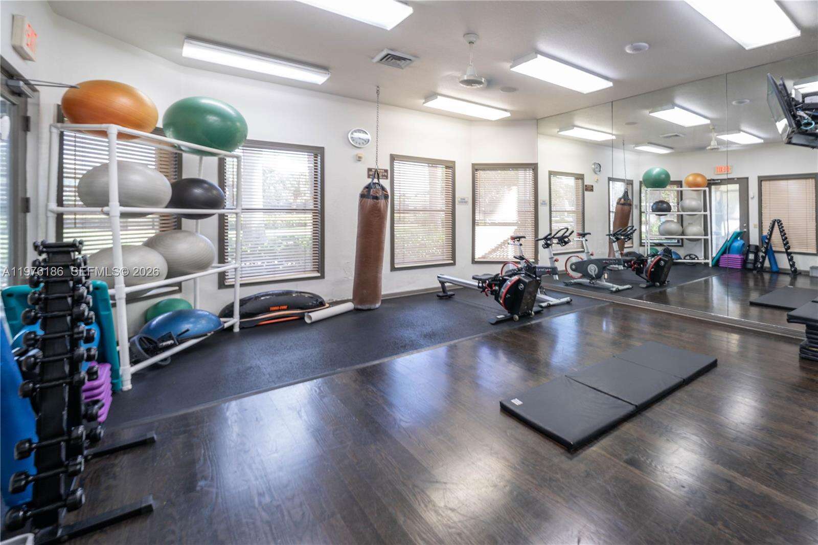 1547 Mariner Way, Hollywood, FL 33019 | Picture 47