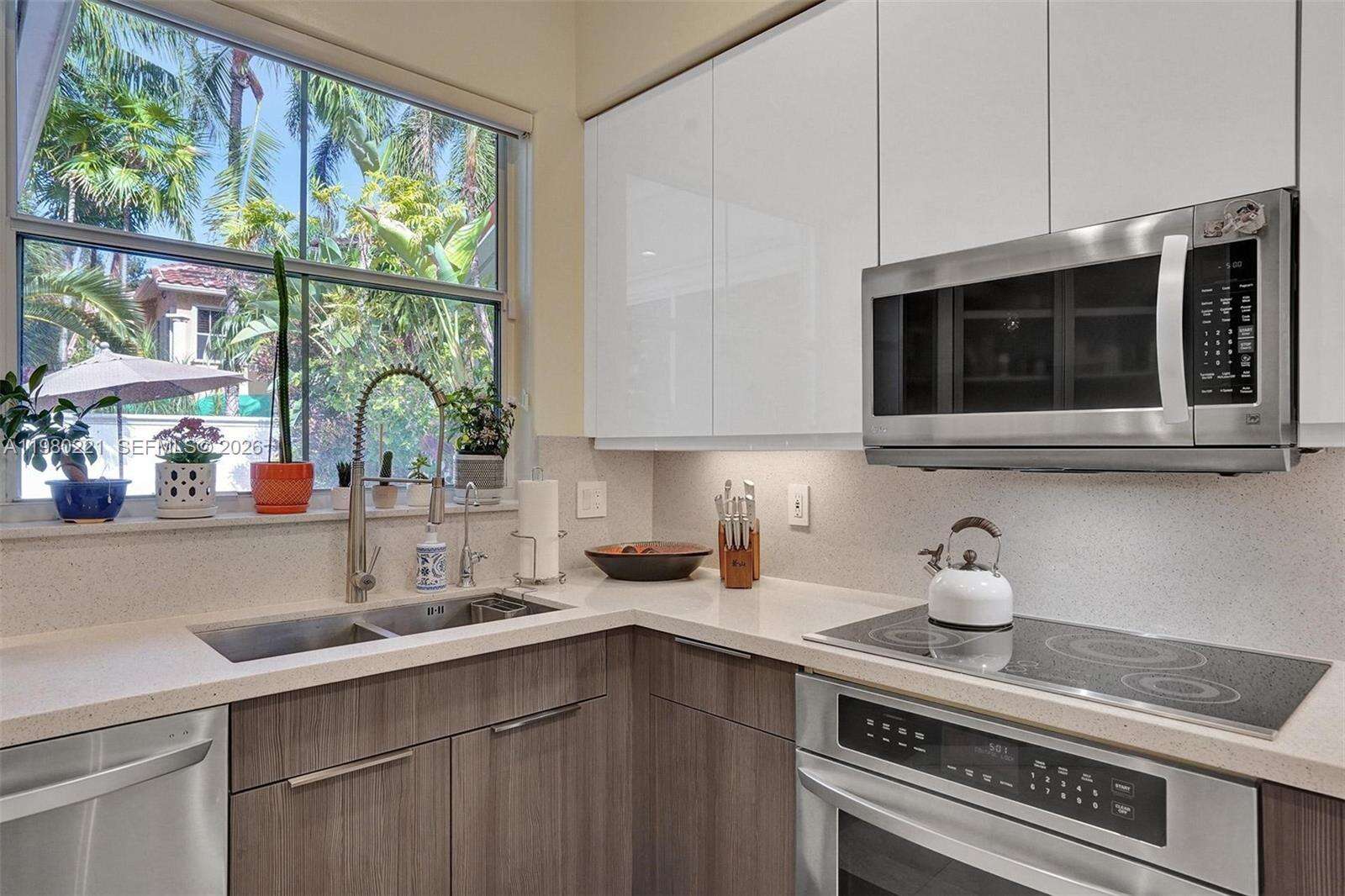 1529 Shoreline Way, Hollywood, FL 33019 | Picture 11