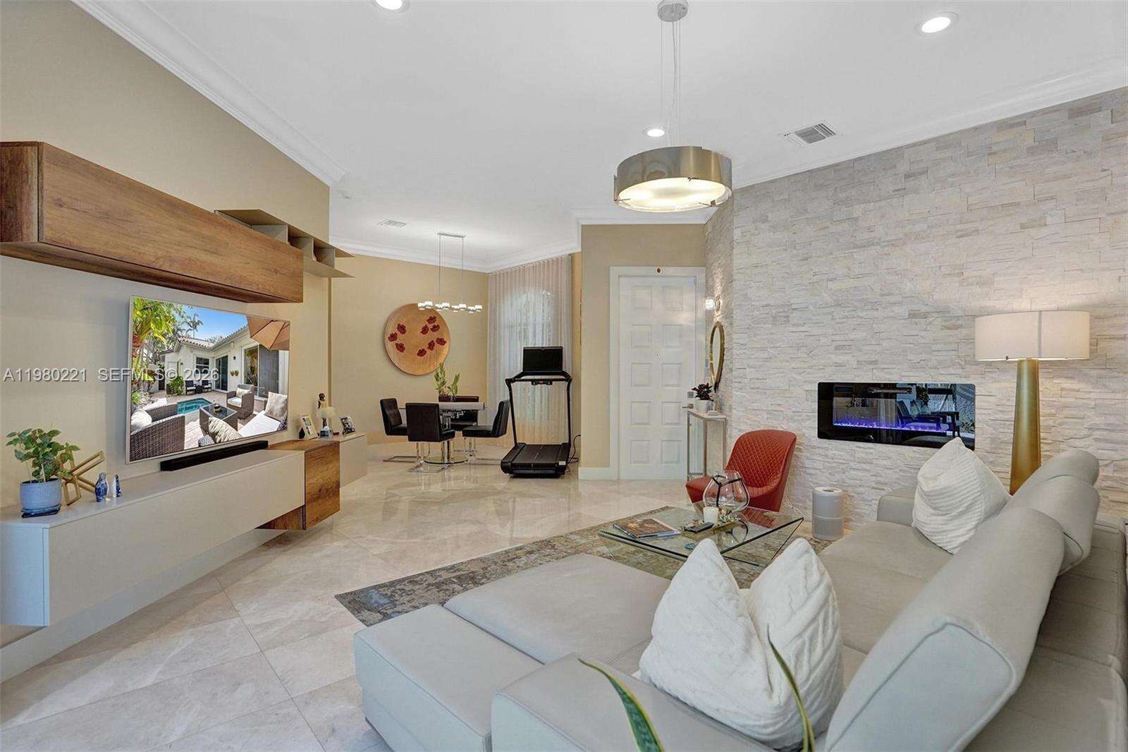 1529 Shoreline Way, Hollywood, FL 33019 | Picture 4