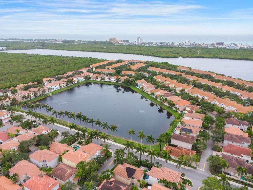 1560 Seagrape Way, Hollywood, FL 33019 | Picture 30