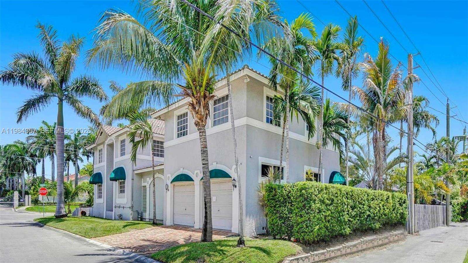 851 11th Ave, Hollywood, FL 33019 | Picture 1