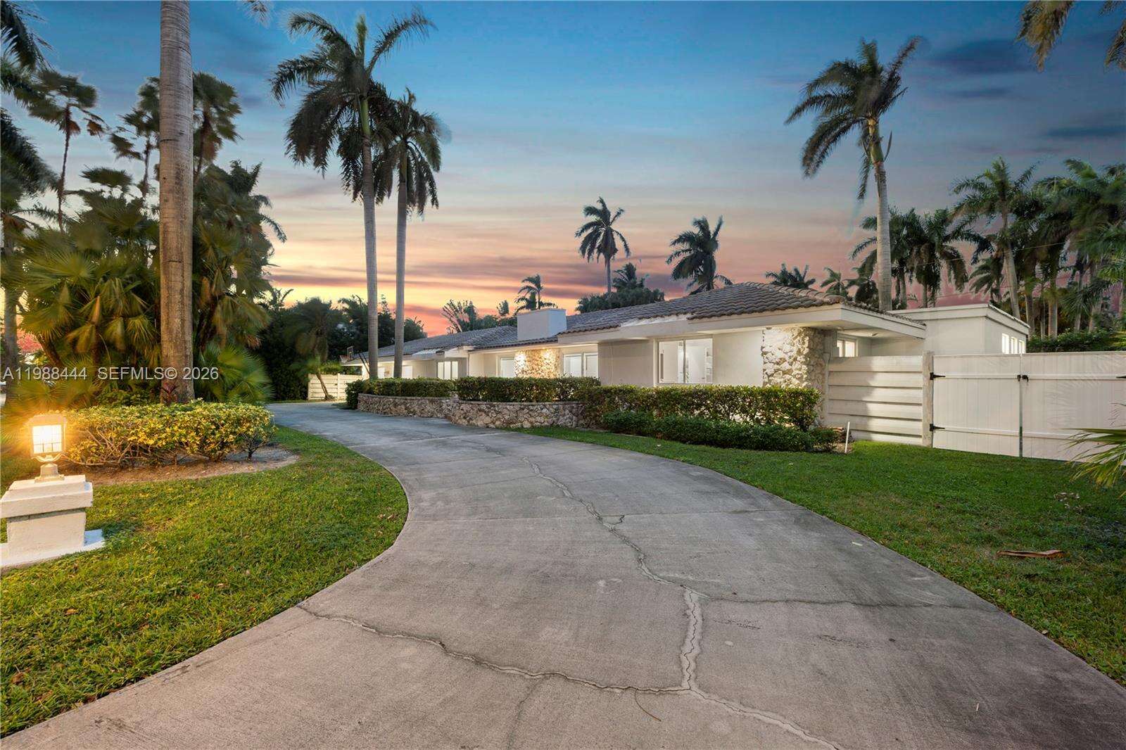 1247 Jackson St, Hollywood, FL 33019 | Picture 36