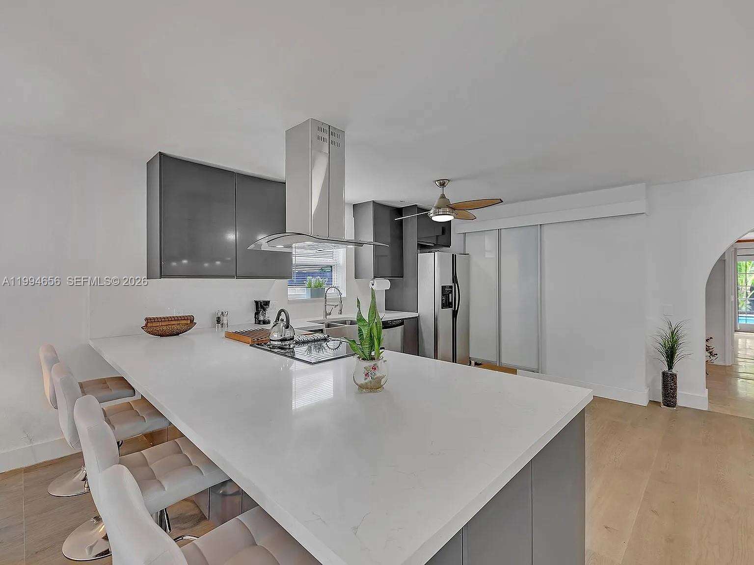 1143 Lincoln St, Hollywood, FL 33019 - For Rent photo 8