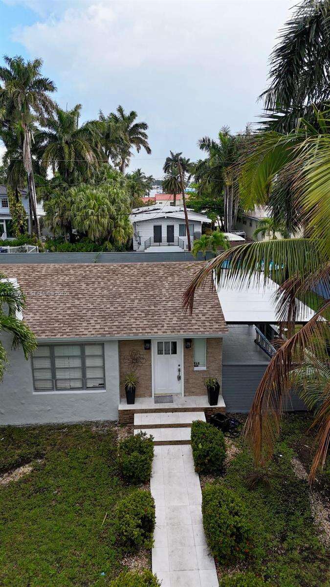 715 Hollywood Blvd, Hollywood, FL 33019 - For Rent photo 2