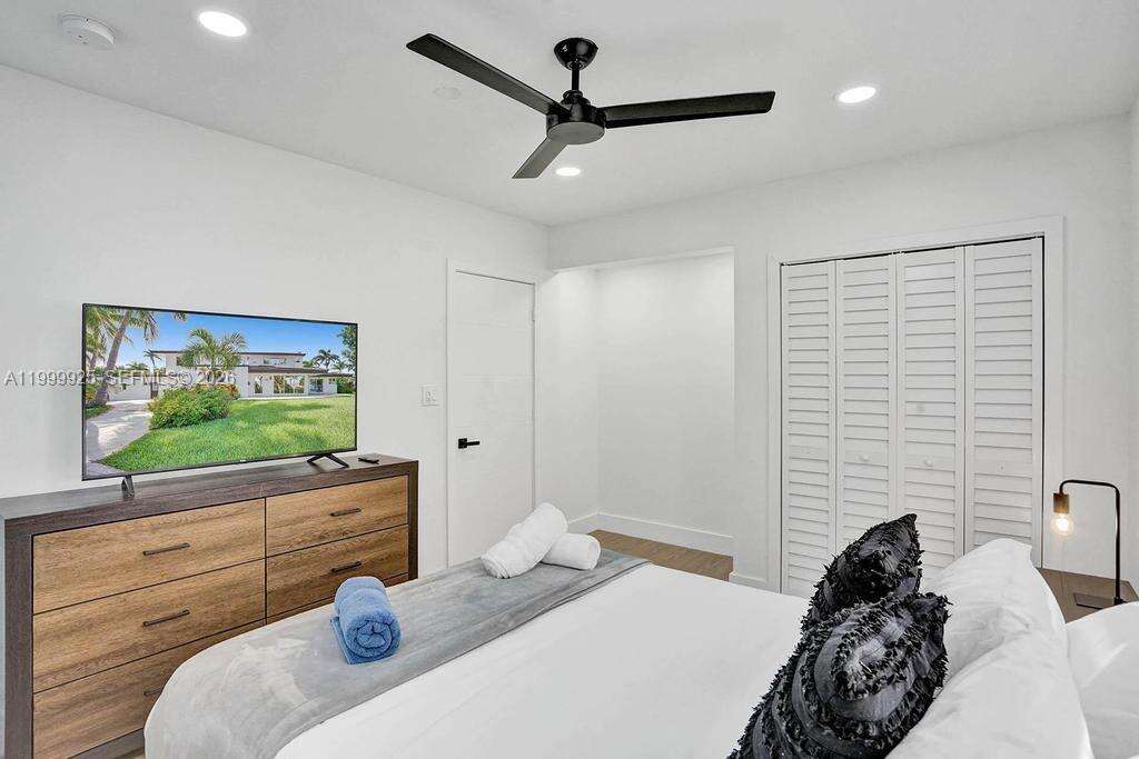 911 Northlake Dr, Hollywood, FL 33019 - For Rent photo 20