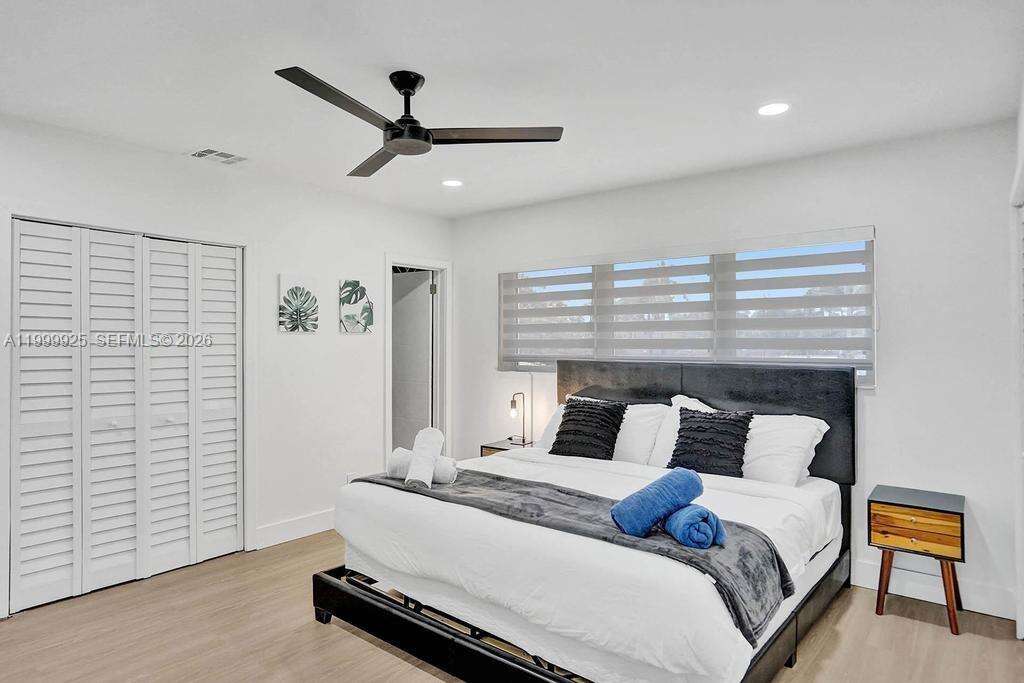911 Northlake Dr, Hollywood, FL 33019 - For Rent photo 25