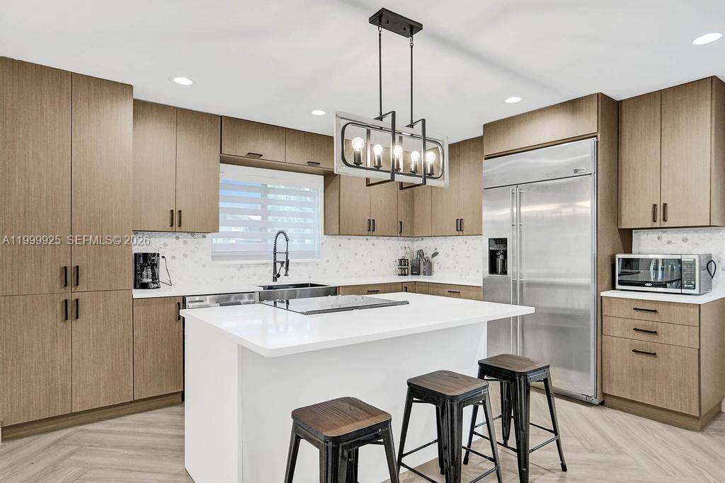 911 Northlake Dr, Hollywood, FL 33019 - For Rent photo 33