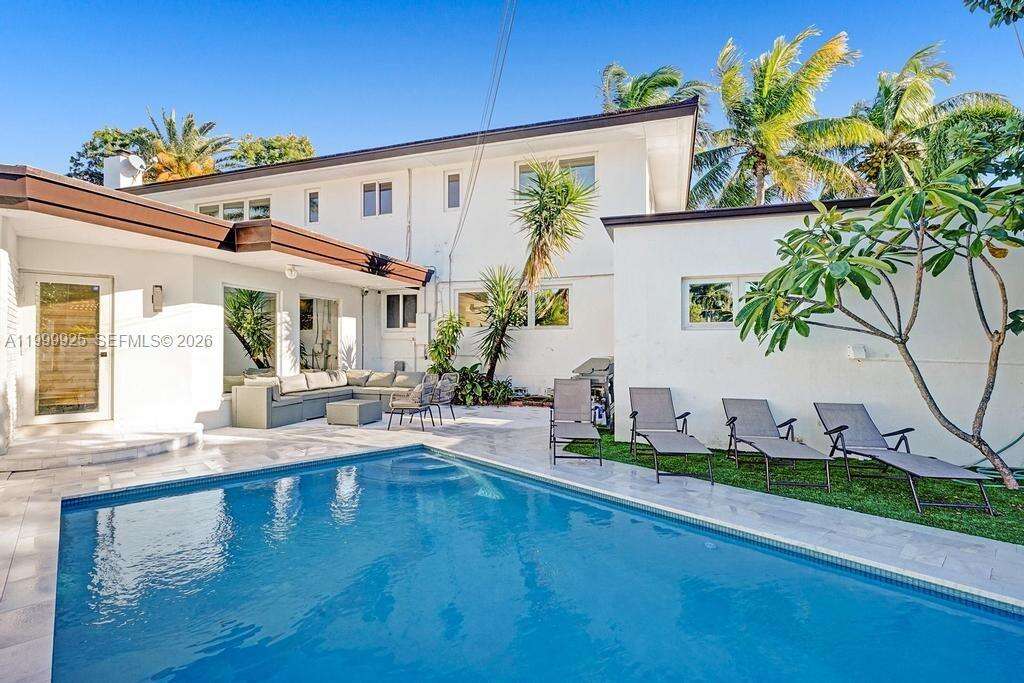911 Northlake Dr, Hollywood, FL 33019 - For Rent photo 5