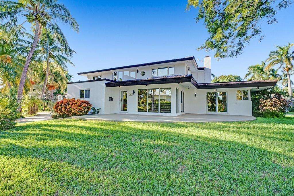 911 Northlake Dr, Hollywood, FL 33019 - For Rent photo 7