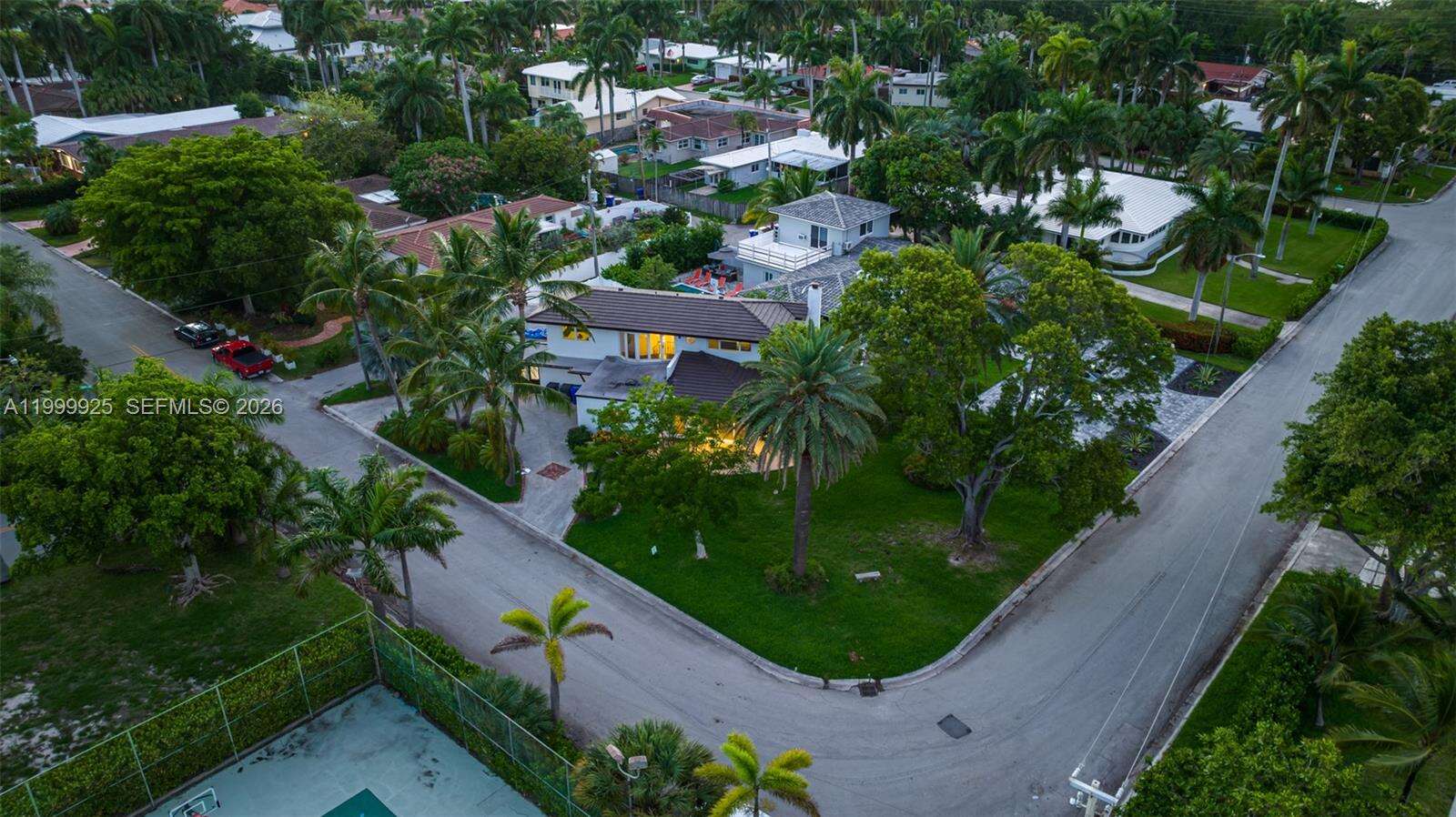 911 Northlake Dr, Hollywood, FL 33019 - For Rent photo 67