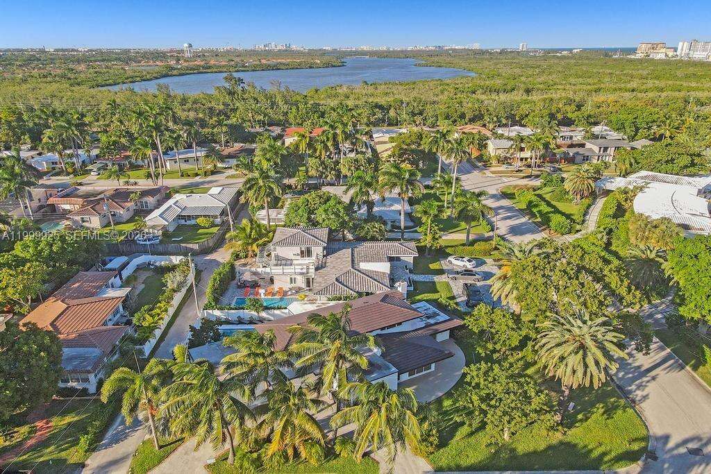 911 Northlake Dr, Hollywood, FL 33019 - For Rent photo 78