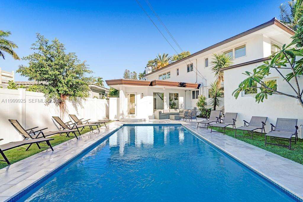911 Northlake Dr, Hollywood, FL 33019 - For Rent photo 84