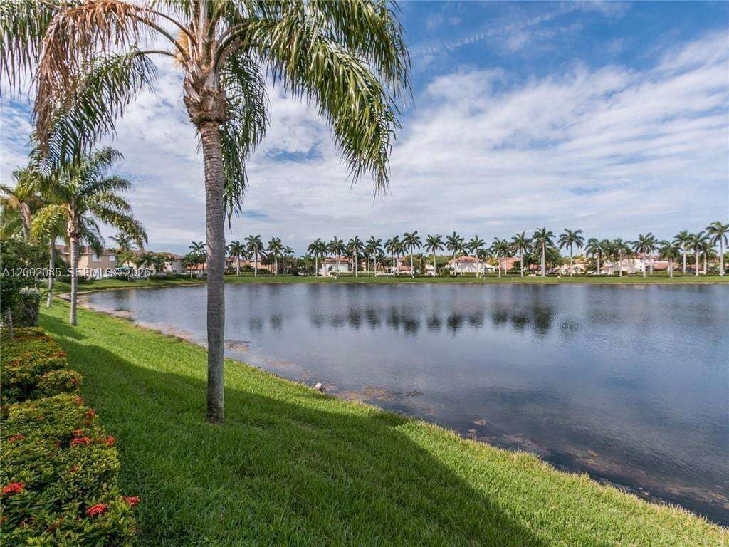 1590 Seagrape Way, Hollywood, FL 33019 - For Rent photo 3