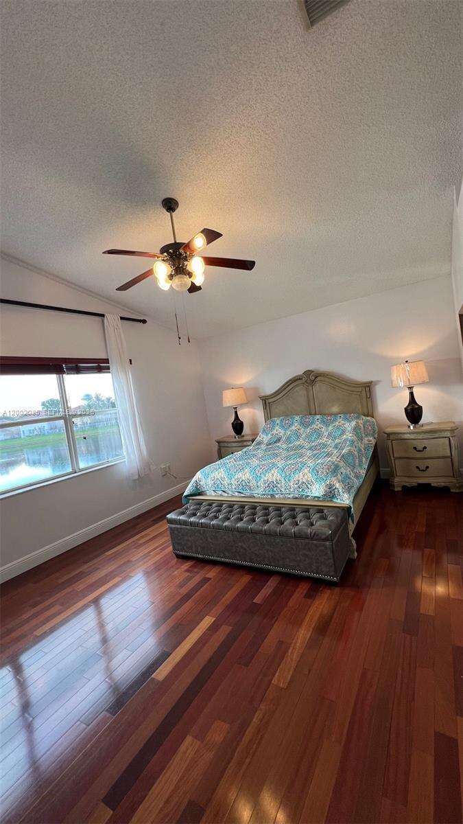 1590 Seagrape Way, Hollywood, FL 33019 - For Rent photo 25