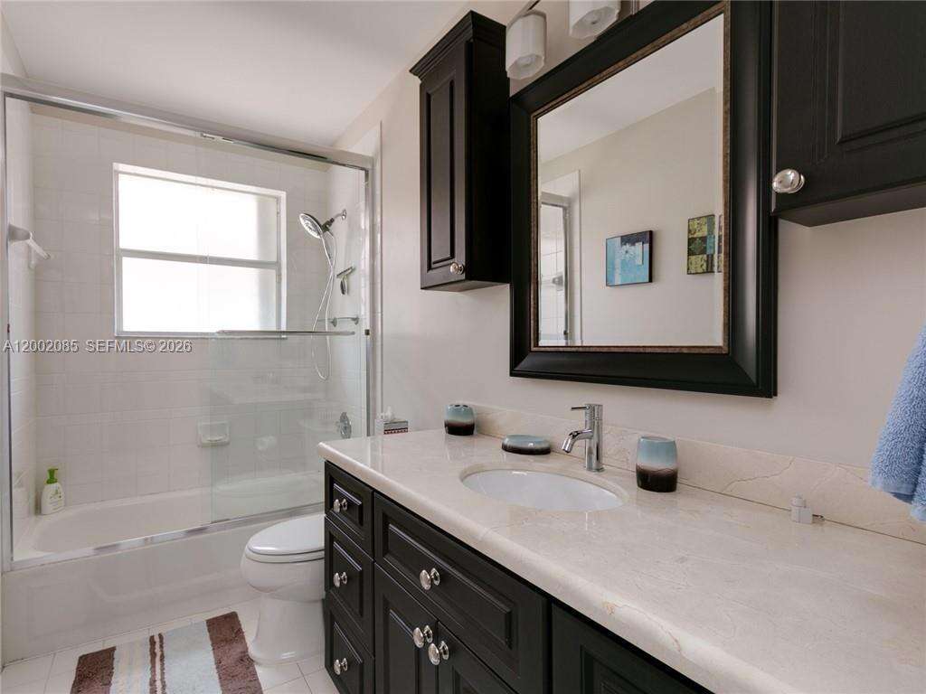 1590 Seagrape Way, Hollywood, FL 33019 - For Rent photo 34