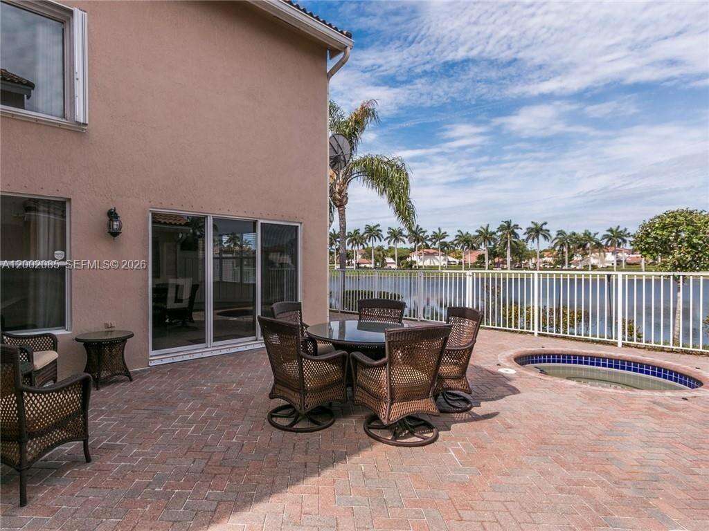 1590 Seagrape Way, Hollywood, FL 33019 - For Rent photo 9