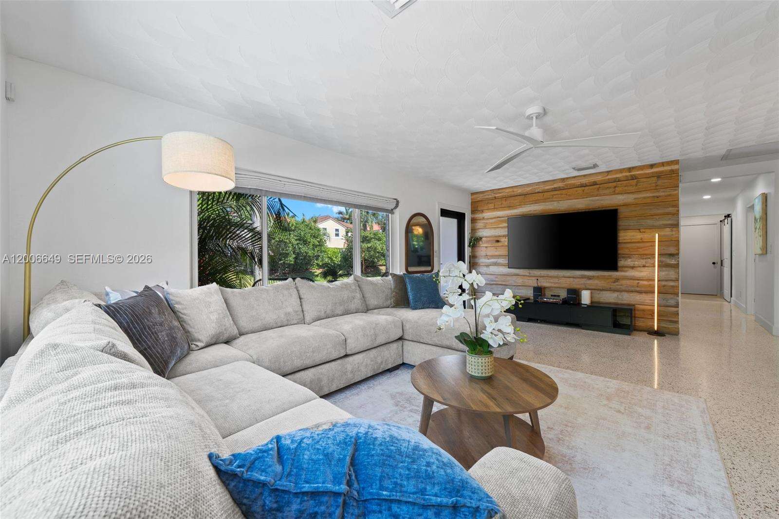930 11th Ct, Hollywood, FL 33019 - For Rent photo 14