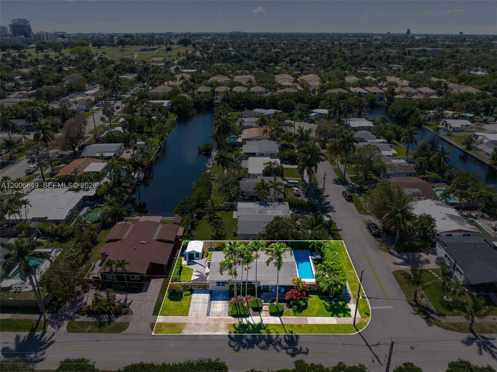 930 11th Ct, Hollywood, FL 33019 - For Rent photo 25