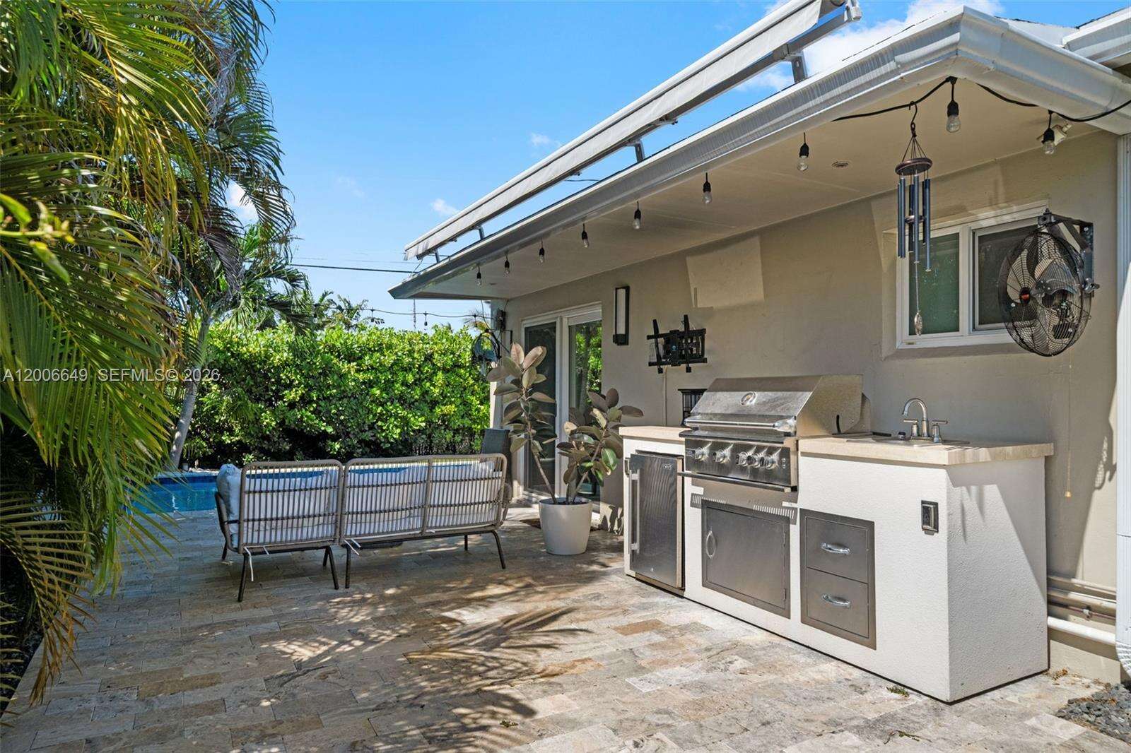 930 11th Ct, Hollywood, FL 33019 - For Rent photo 28