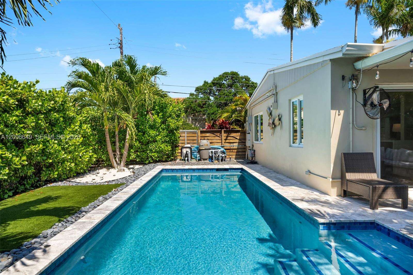 930 11th Ct, Hollywood, FL 33019 - For Rent photo 29