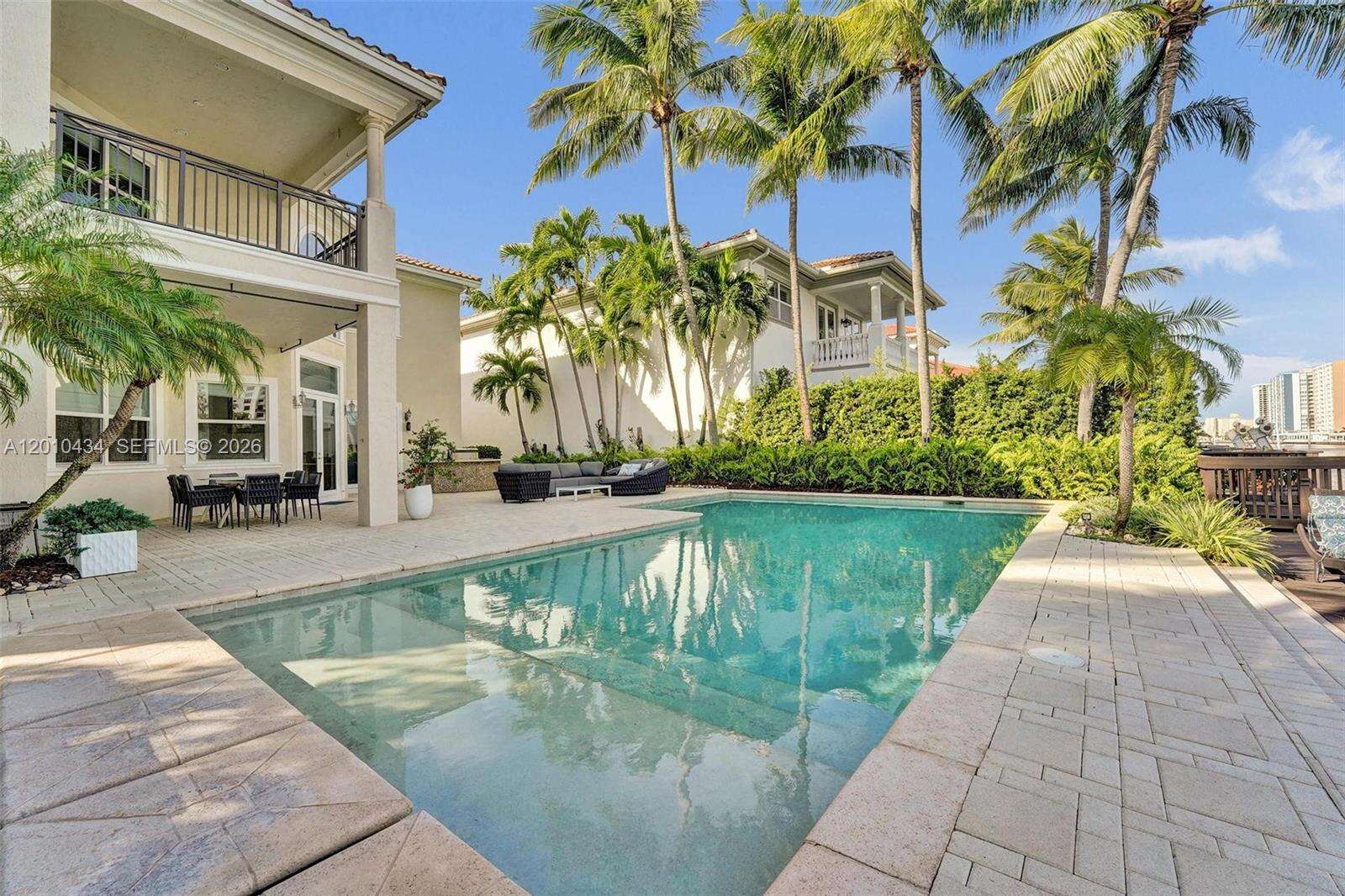 1575 Windjammer Way, Hollywood, FL 33019 - For Rent photo 35