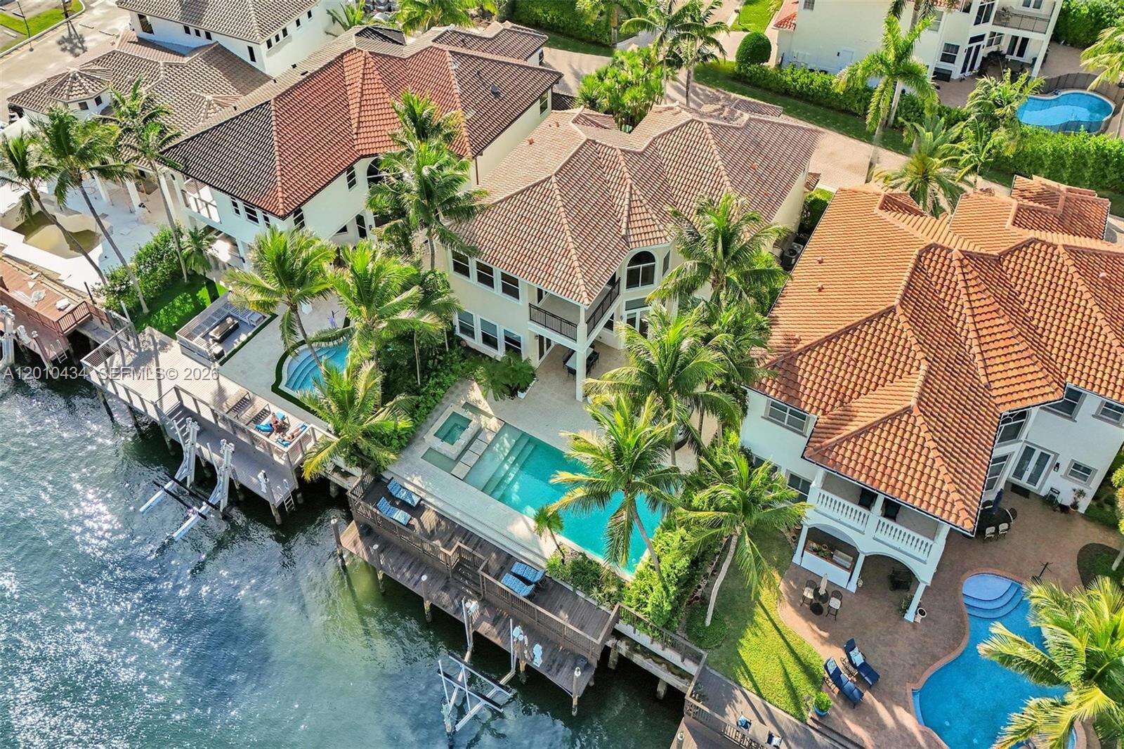 1575 Windjammer Way, Hollywood, FL 33019 - For Rent photo 5